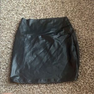 windsor leather mini skirt